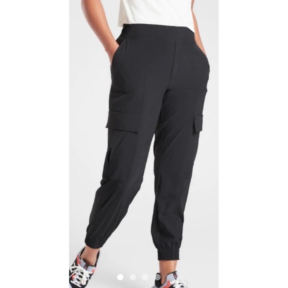 Athleta Chelsea Utility Jogger Black Cargo Pants - Womens 12